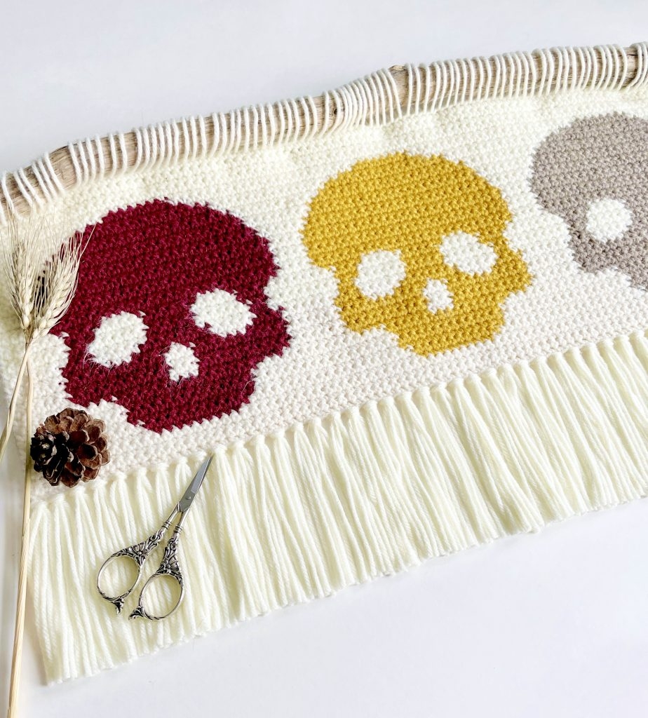 The Simple Skull Wall Hanging Crochet Pattern Love Stitch